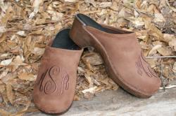 Brown nubuck brown thread, brown flex heel Mocha Nubuck tone on tone 