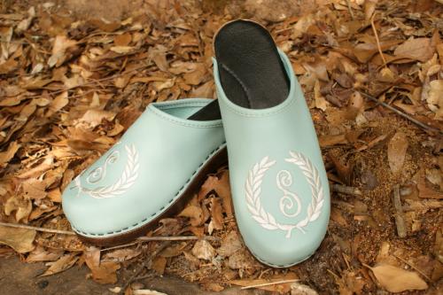 Seafoma green clog with cream thread seafoam green clog with cream thread 