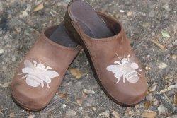 brown nubuck with a khaki Bee with brown flex thmochanubuckkakibee 